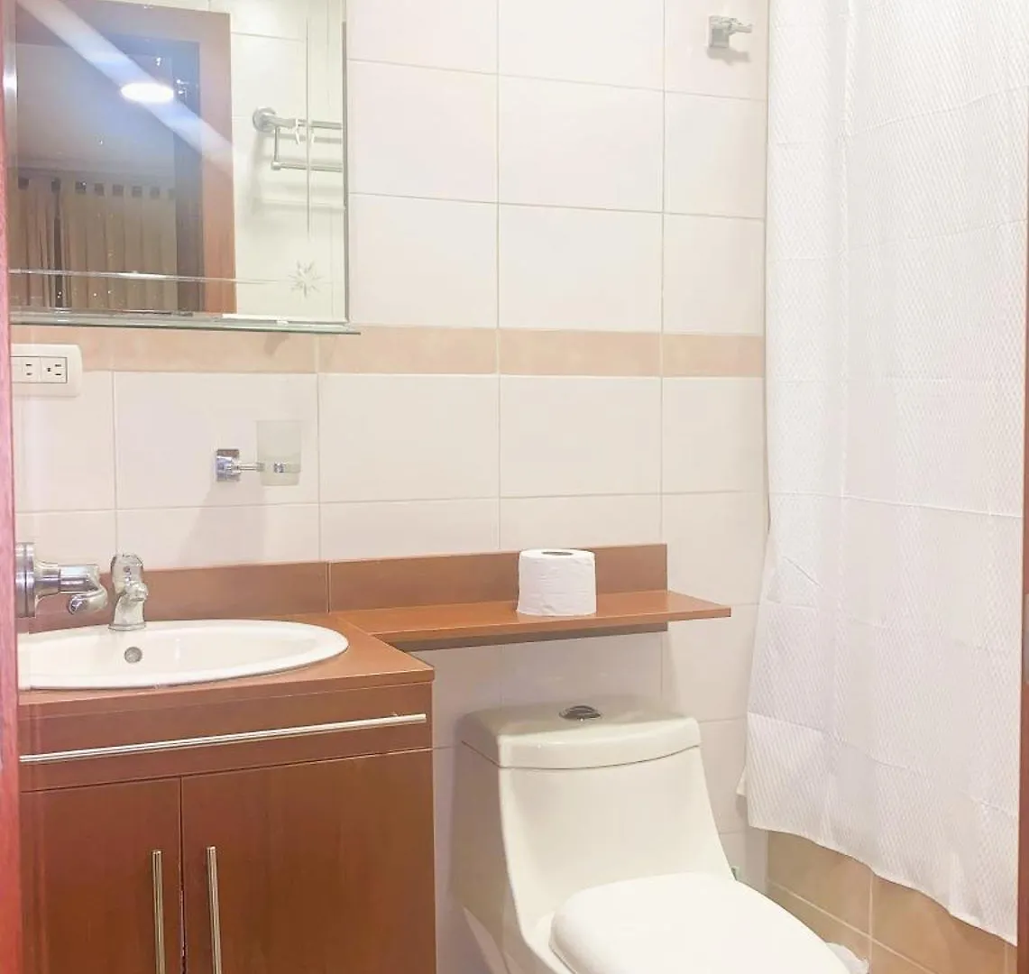 San Diego Suites Confort, Vista & Estacionamiento En Cuenca Ekvador